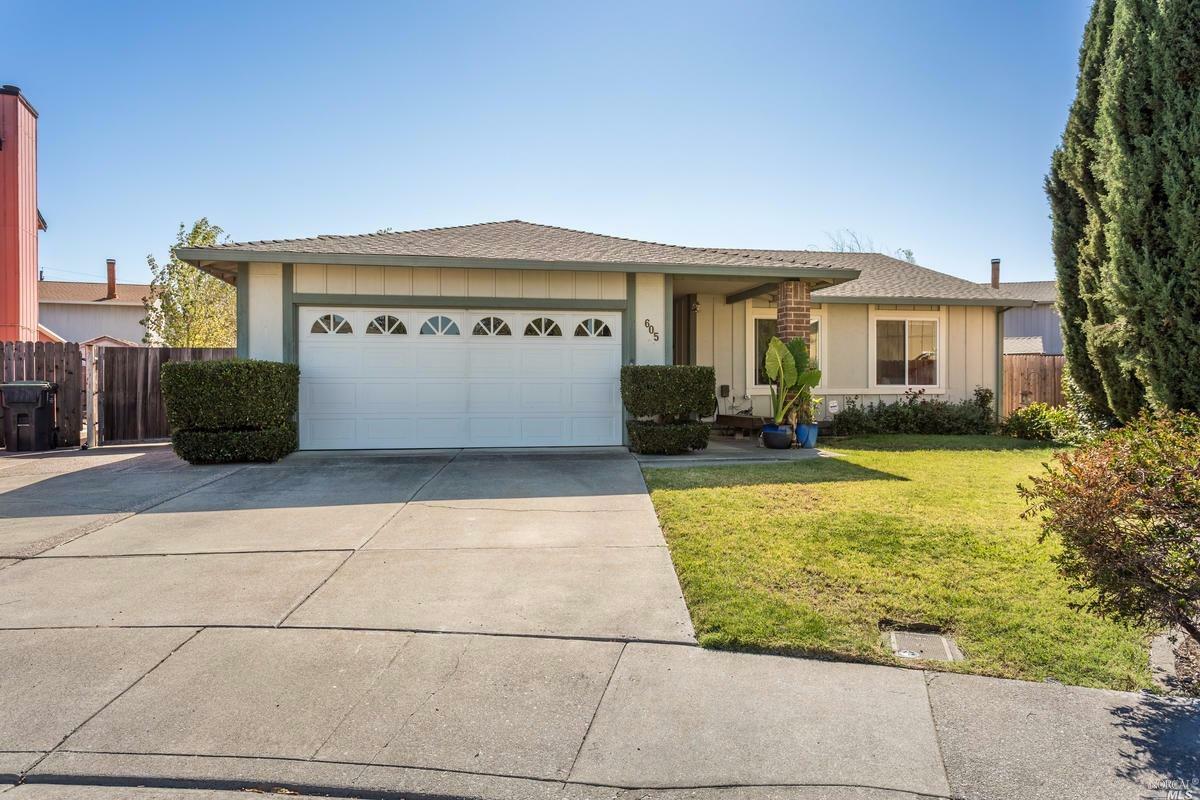 Property Photo:  605 Shasta Court  CA 94585 