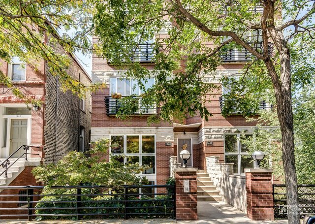 Property Photo: 1444 Bosworth Avenue 1S IL 60642
