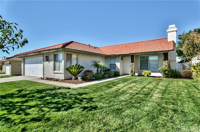 Property Photo:  21550 Foxwood Court  CA 92570 