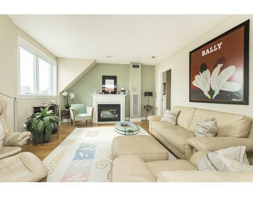 Property Photo:  73 Chelsea St 408  MA 02129 