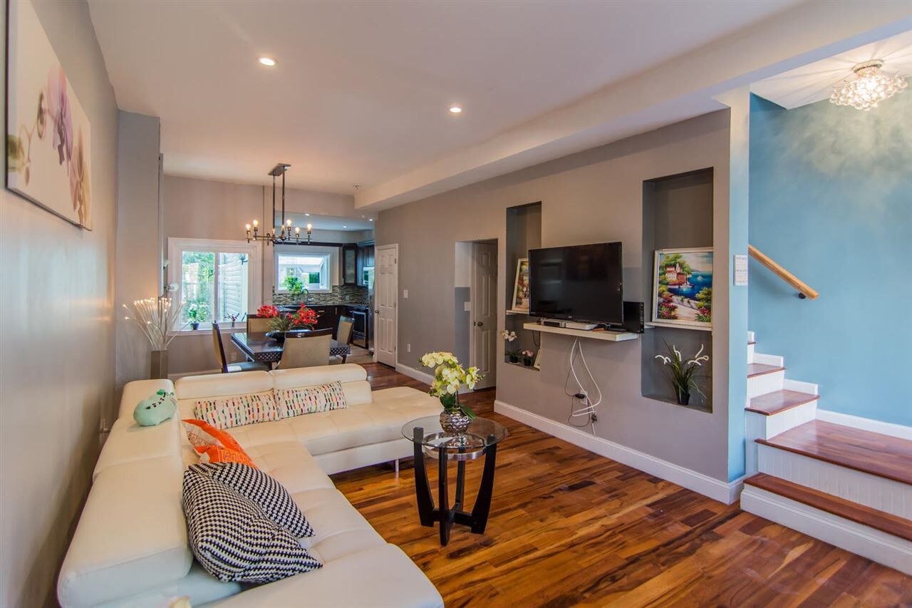 Property Photo:  190 Pine St  NJ 07304 