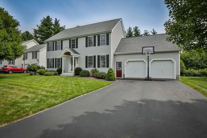 Property Photo:  20 Hollyhock Ave  NH 03062 