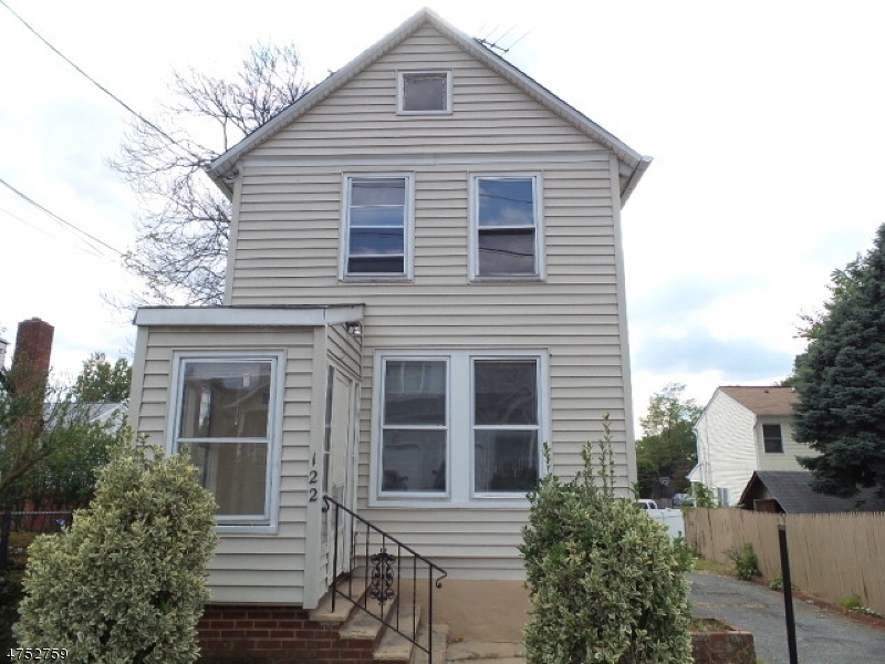 Property Photo:  122 Hunt Ave  NJ 07088 