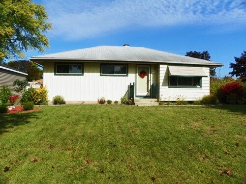 Property Photo:  3200 W Green Ave  WI 53221 