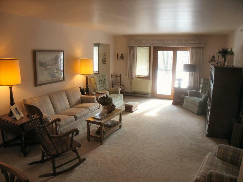 Property Photo: 530 N Silverbrook Dr 234 WI 53090-2400