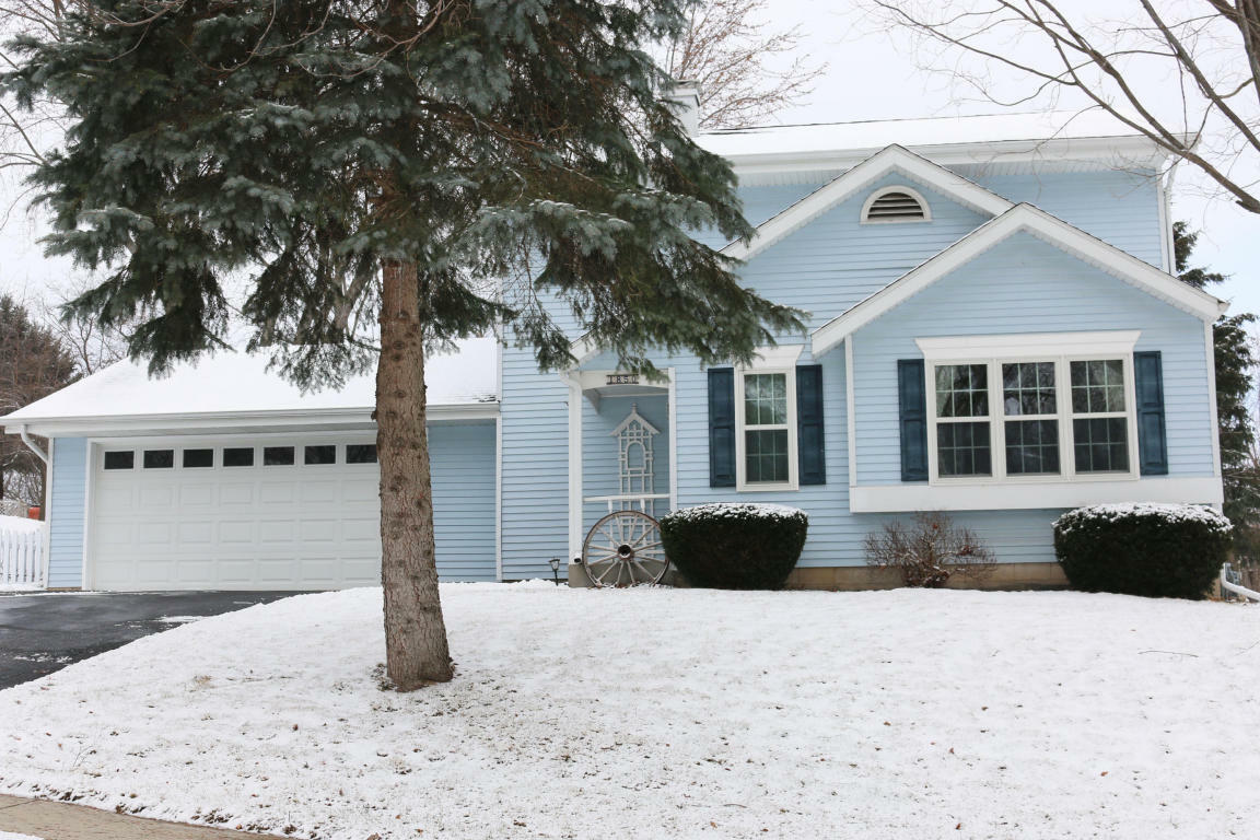 Property Photo: 1850 Linden St WI 53024