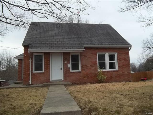 Property Photo: 206 8th Street 63019