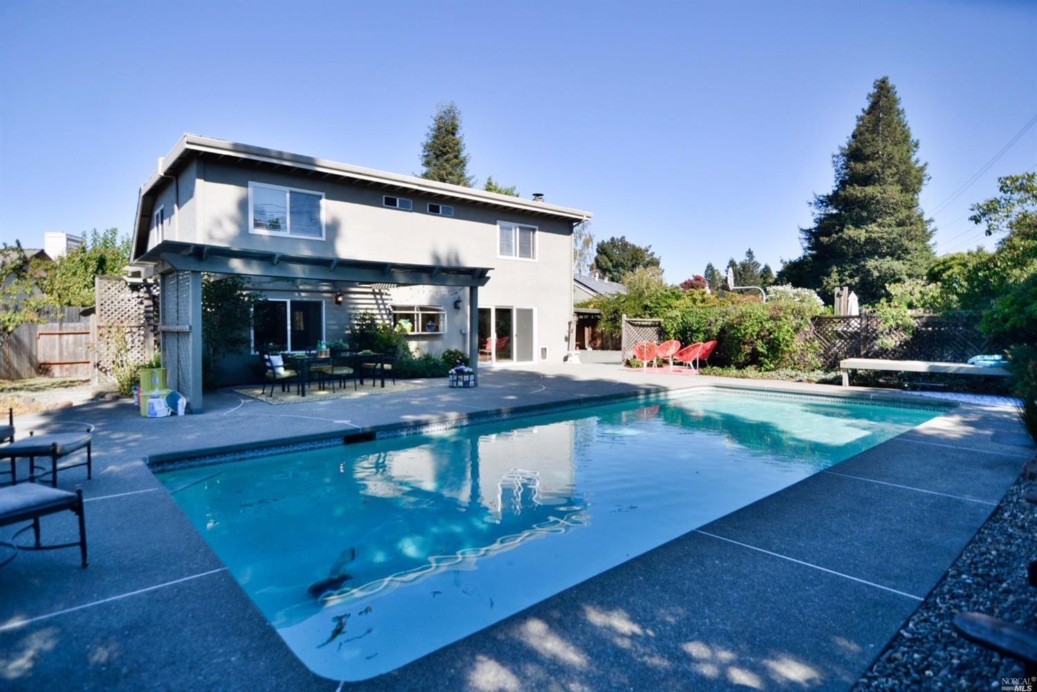 428 Casa Verde Circle  Petaluma CA 94954 photo