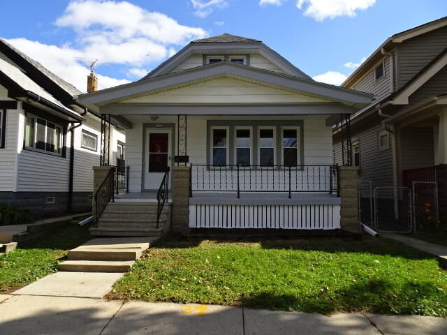 Property Photo:  2326 S 34th St  WI 53215 