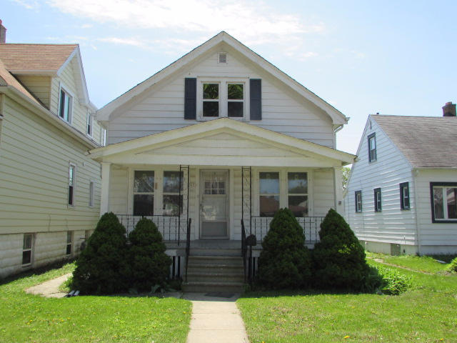Property Photo:  3651 E Underwood Ave  WI 53110 