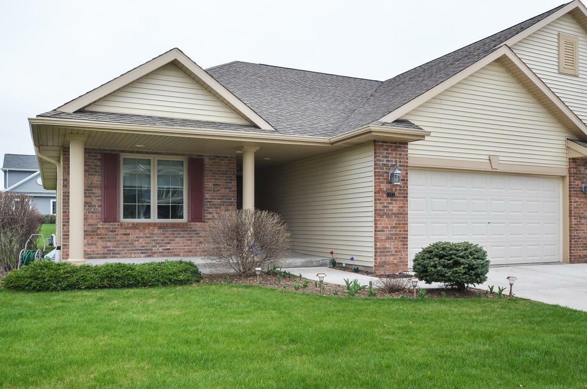 Property Photo:  353 N Redding Cir  WI 53004 