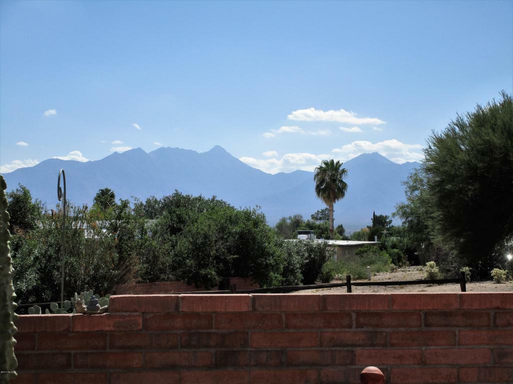 Property Photo:  623 W Va Rosaldo  AZ 85614 