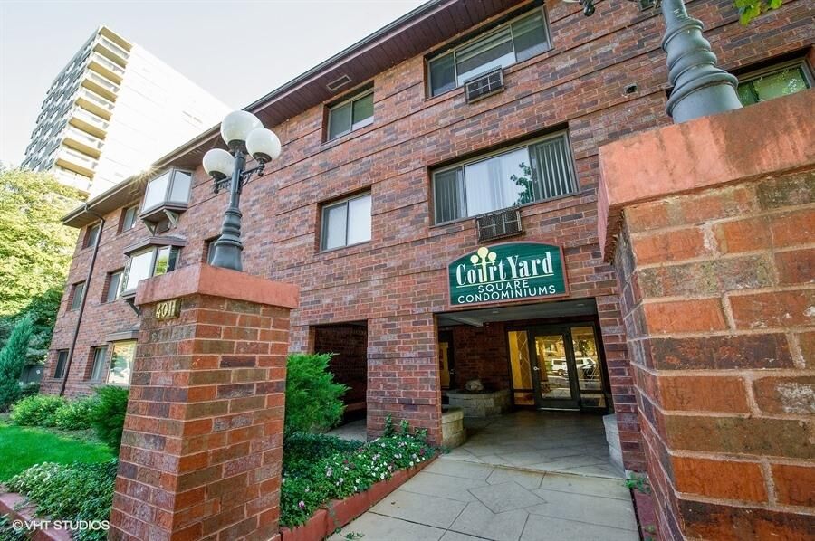 Property Photo:  1108 N Milwaukee St 220  WI 53202 