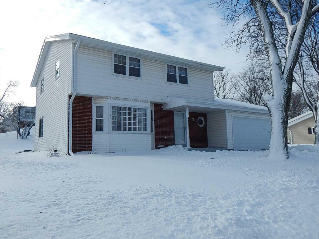 Property Photo:  1997 Rambling Rose Rd  WI 53186 