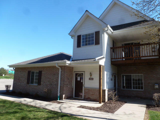 Property Photo: 14814 W Arrowhead Ln WI 53151