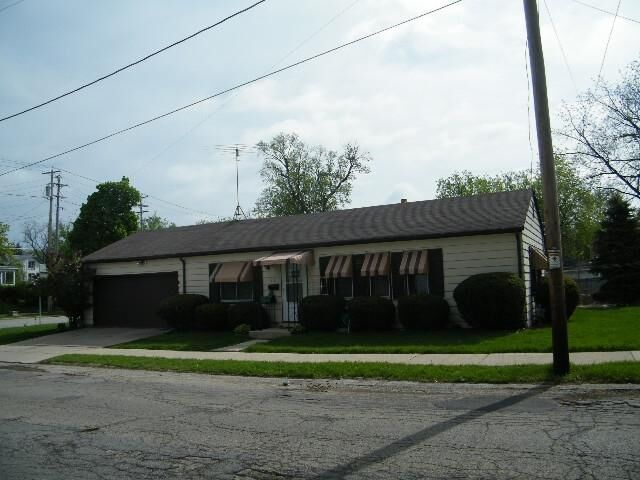 Property Photo:  717 Madison St  WI 53188 