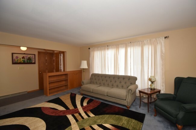 Property Photo:  237 Summit Dr  WI 53021 