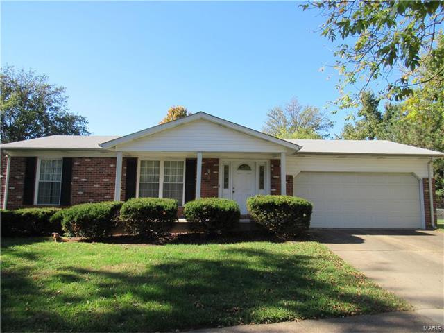 Property Photo:  11815 Smoke Valley Court   63043 