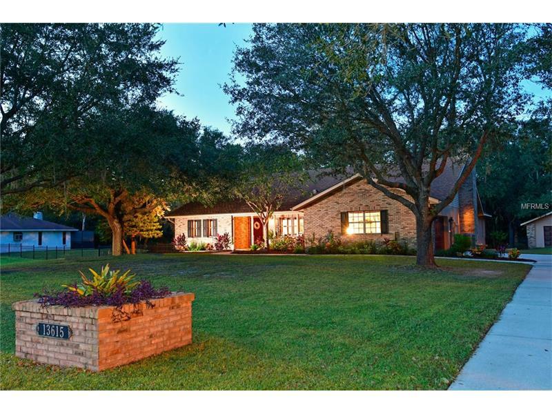 Property Photo: 13615 2nd Avenue E FL 34212