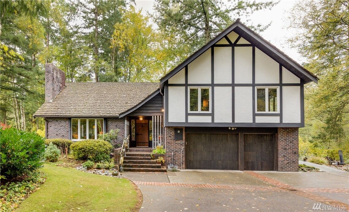 Property Photo:  9461 Sunrise Rd  WA 98230 