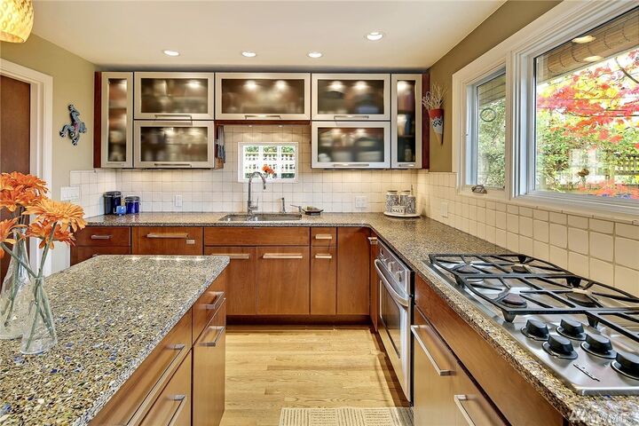 Property Photo:  6021 41st Ave SW  WA 98136 