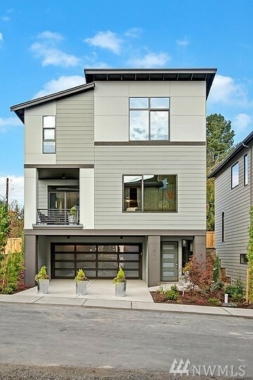 Property Photo: 1814 178th St SW 22 WA 98037