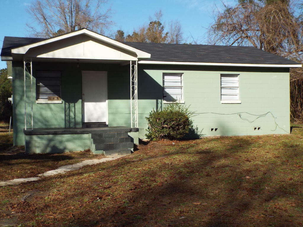 Property Photo:  548 Sanders Road  SC 29436 