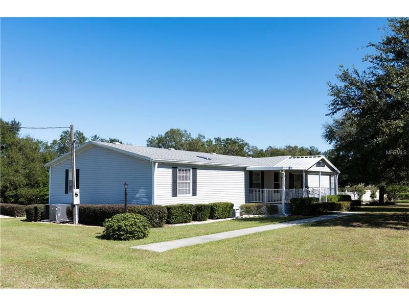 Property Photo: 35335 Flowerfield Lane FL 33525