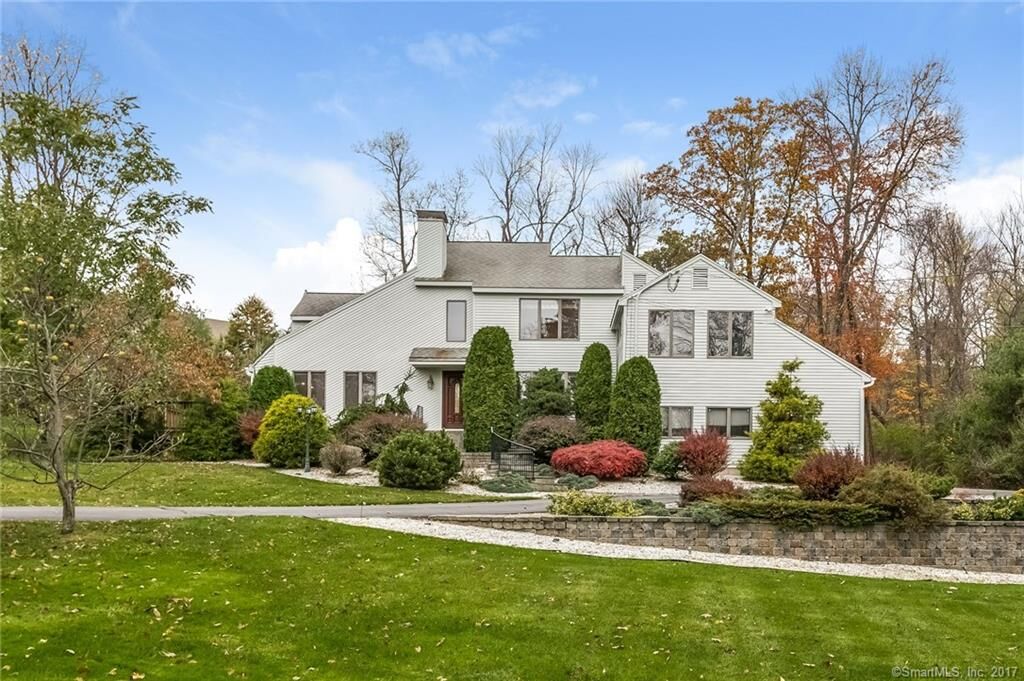 Property Photo: 21 Valley View Drive CT 06032