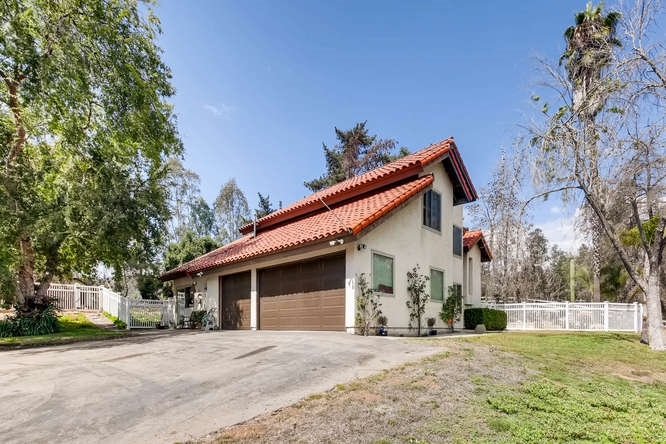 Property Photo:  7928 Harmony Grove Rd  CA 92029 