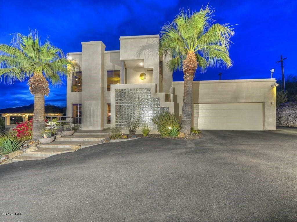 Property Photo:  5607 N Camelback Canyon Place  AZ 85018 