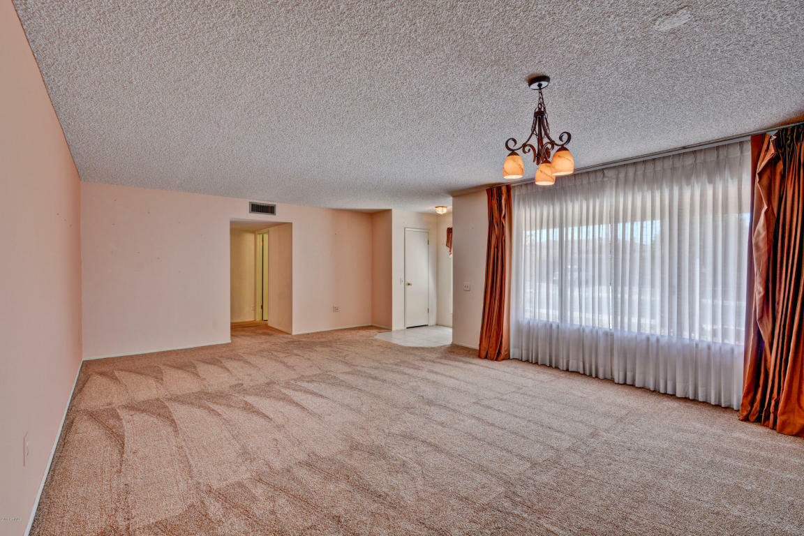 Property Photo:  12614 W Crystal Lake Drive  AZ 85375 