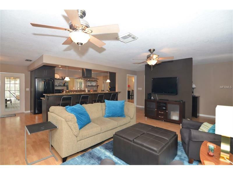 Property Photo: 1050 Sweetbriar Road FL 32806