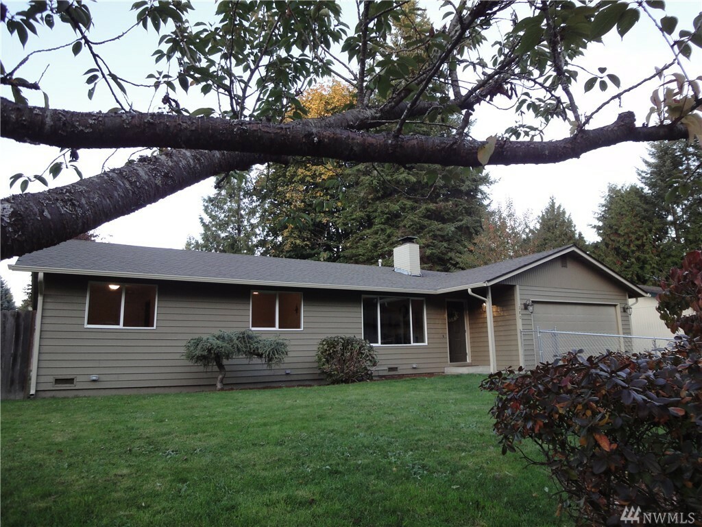 Property Photo:  280 NE Conifer Dr  WA 98311 