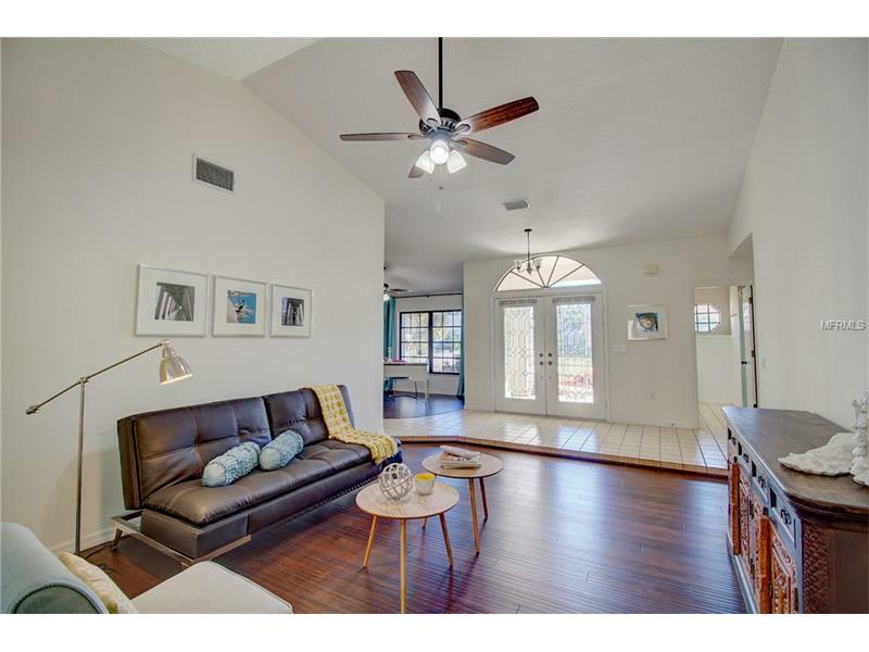 Property Photo: 1087 Hoover Circle FL 34275