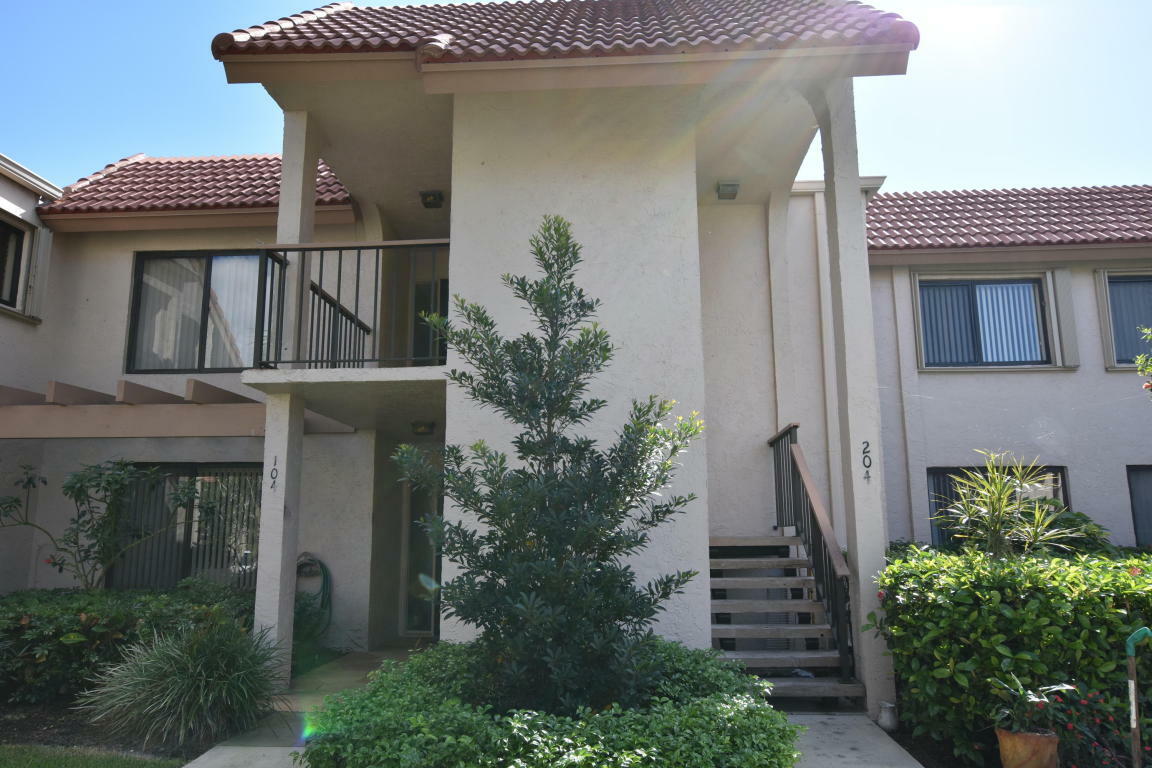 Property Photo:  5547 Fairway Park Drive 204  FL 33437 