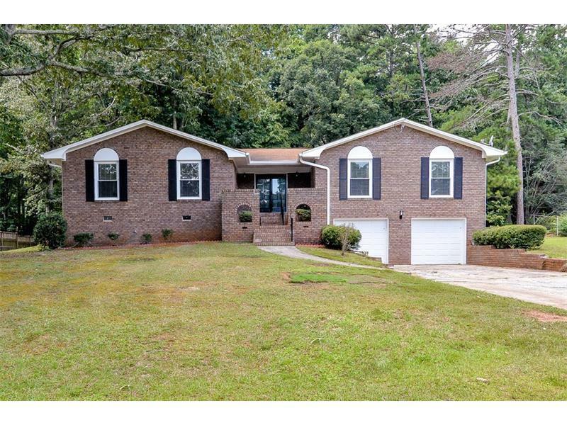 Property Photo: 3211 Hickory Crest Drive 30064
