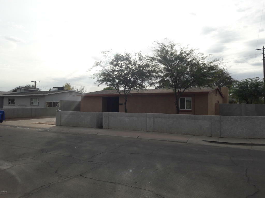 Property Photo:  8017 W Pinchot Avenue  AZ 85033 