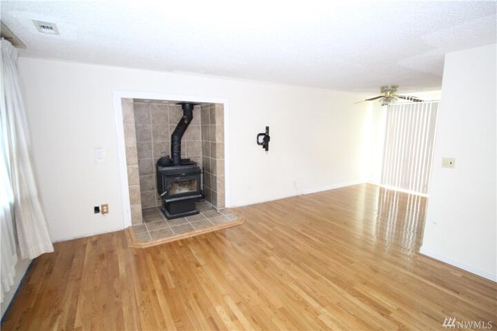 Property Photo:  6856 NE Helena Court  WA 98311 