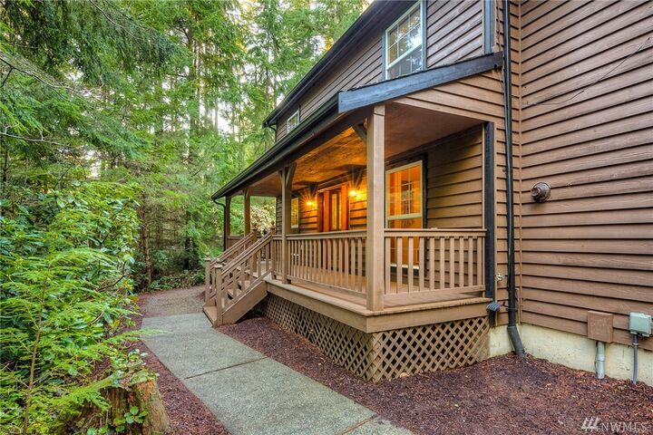 Property Photo: 3939 Brenden Cir WA 98236