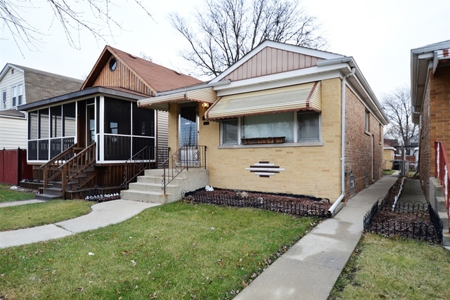 Property Photo:  3431 Kostner Avenue  IL 60641 