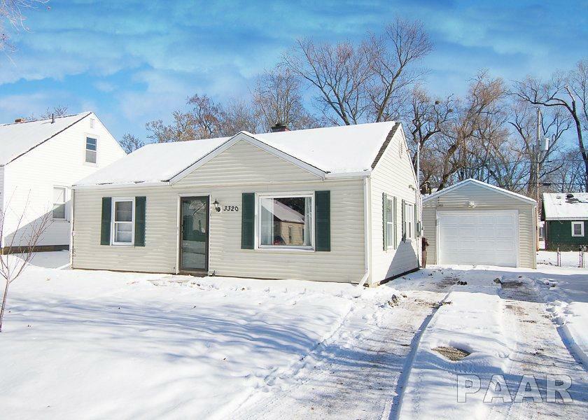 Property Photo:  3320 N Stanley  IL 61604 