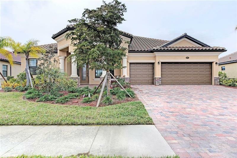 Property Photo: 20217 Cristoforo Place FL 34293