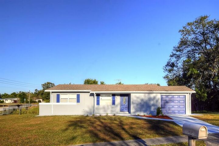 Property Photo: 1045 Persian Street FL 32725