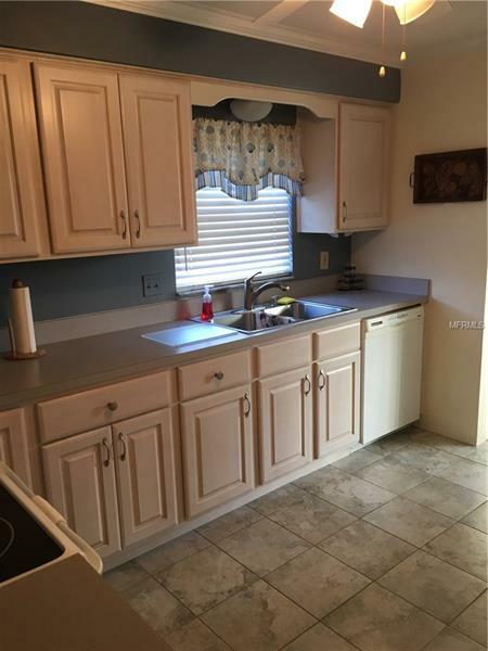 Property Photo: 1000 49th Street N 101 FL 33710