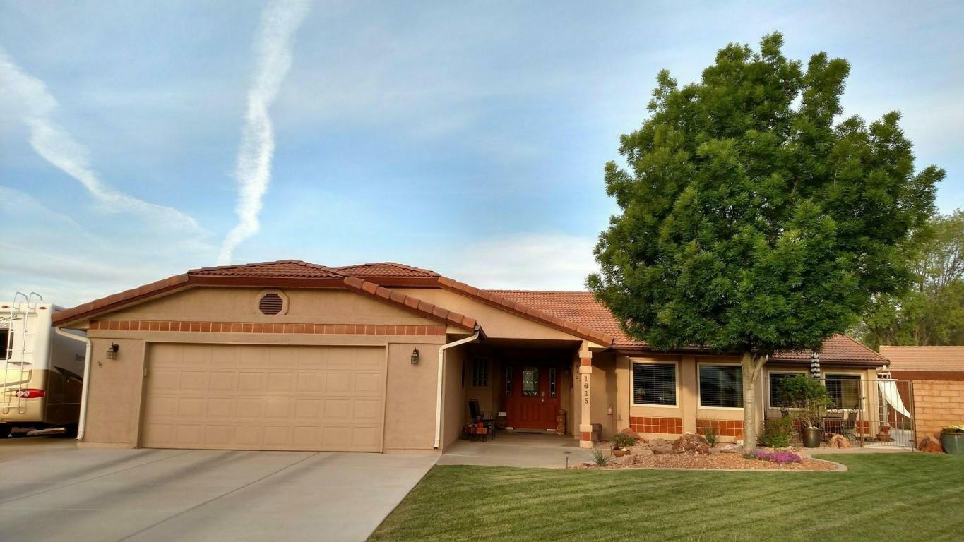 Property Photo:  1615 Apache Cir  UT 84790 