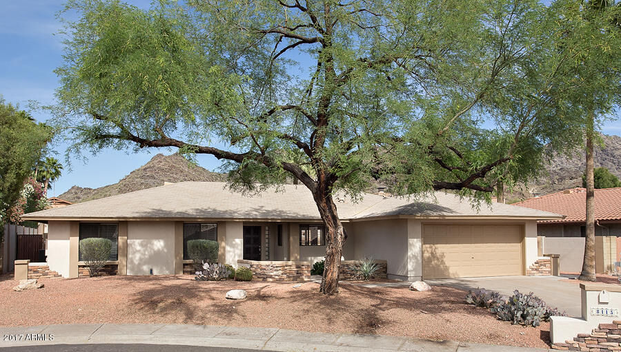 Property Photo: 8115 N 18th Way AZ 85020