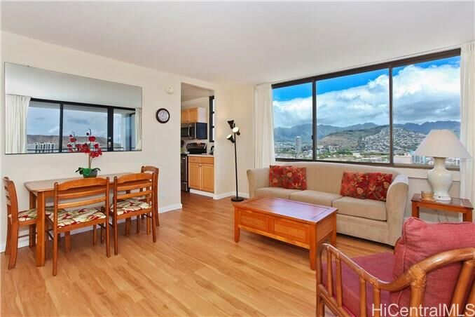 Property Photo:  2410 Cleghorn Street 2602  HI 96815 
