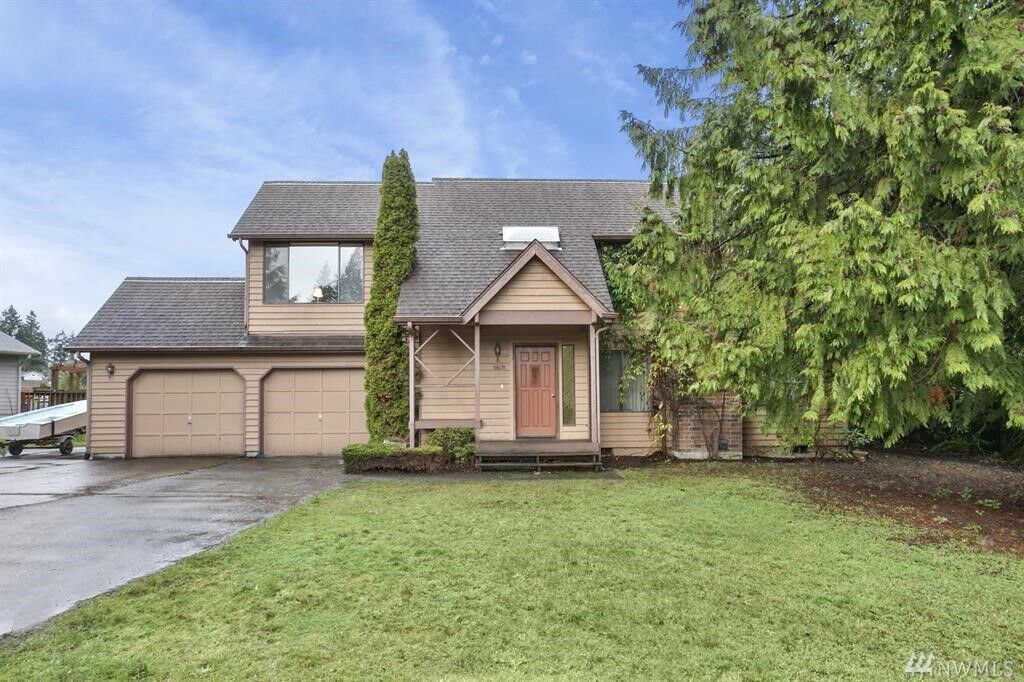 Property Photo: 18631 13th Ave NE WA 98370