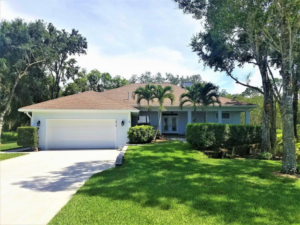 Property Photo:  1413 Lone Pine Drive  FL 34982 